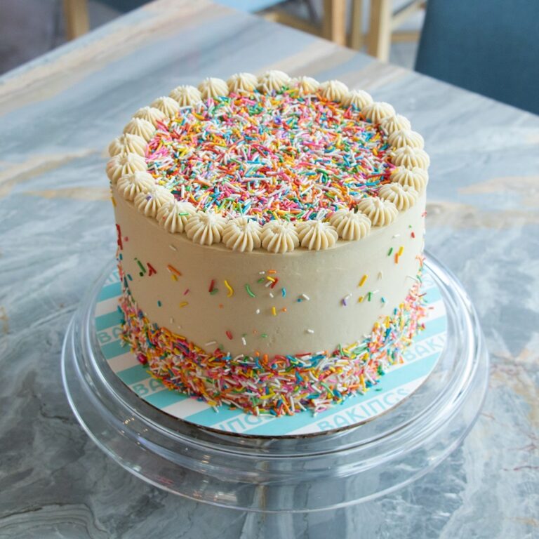 Vainilla Funfetti Cake